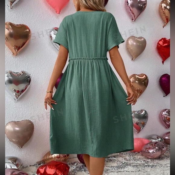 SHEIN Lune Batwing Sleeve Dress - Picture 3 of 4